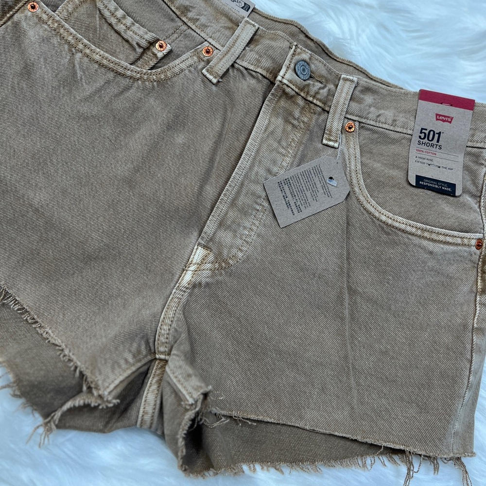Levi’s 501 Jean Shorts Taupe Tan Gold Size 31